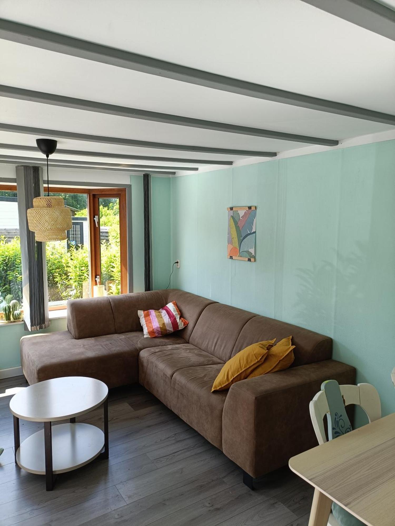 Knusse Veluwse Chalet in Putten alleen voor recreatie Buitenkant foto